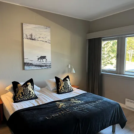 Skogstad - Unike 4*