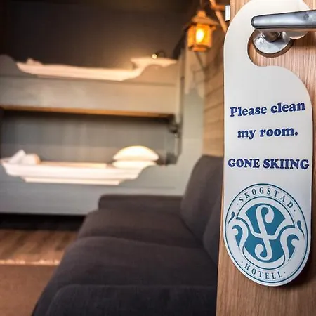Skogstad - Unike 4*